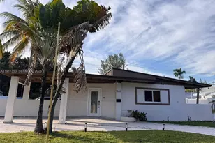 1540 NE 118th St, Miami, FL 33161 - Photo 1