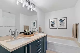 79 SW 12th St, Miami, FL 33130 - Photo 15