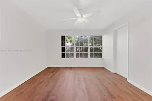 550 SW 38th Terrace, Fort Lauderdale, FL 33312 - Photo 11