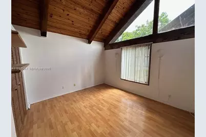 423 N University Dr #4-13, Plantation, FL 33324 - Photo 17