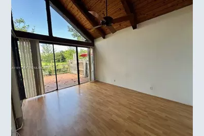 423 N University Dr #4-13, Plantation, FL 33324 - Photo 15
