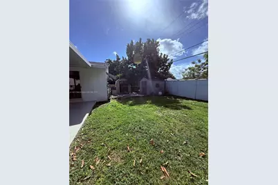 1720 SW 87th Ave, Miami, FL 33165 - Photo 19