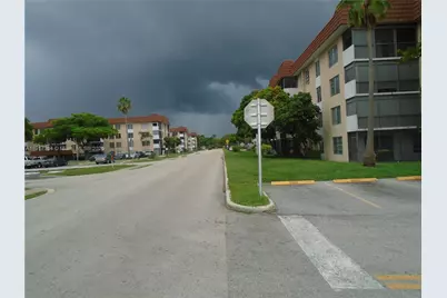 4174 Inverrary Dr #303, Lauderhill, FL 33319 - Photo 3
