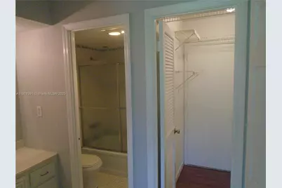 7051 Environ Bl #136, Lauderhill, FL 33319 - Photo 9