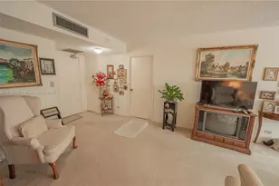 301 174th St, Sunny Isles Beach, FL 33160 - Photo 3