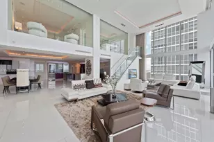 1040 Biscayne Blvd, Miami, FL 33132 - Photo 1