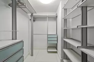 1040 Biscayne Blvd, Miami, FL 33132 - Photo 25