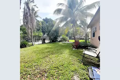1830 NE 175th St #1, North Miami Beach, FL 33162 - Photo 5