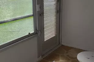 57 Cambridge C, West Palm Beach, FL 33417 - Photo 17