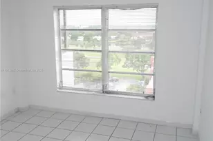 4174 Inverrary Dr, Lauderhill, FL 33319 - Photo 19