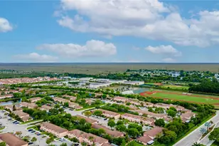 20886 NW 2nd St, Pembroke Pines, FL 33029 - Photo 17