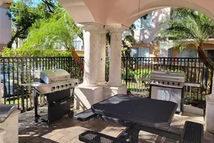 2015 SE 10th Ave, Fort Lauderdale, FL 33316 - Photo 5