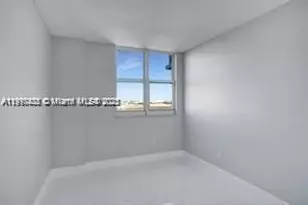 5077 NW 7th St, Miami, FL 33126 - Photo 23