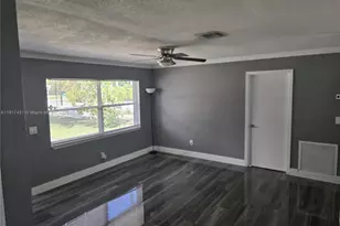 2190 NE 1st Ln, Boynton Beach, FL 33435 - Photo 5