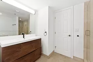 2202 S Cypress Bend Dr, Pompano Beach, FL 33069 - Photo 5