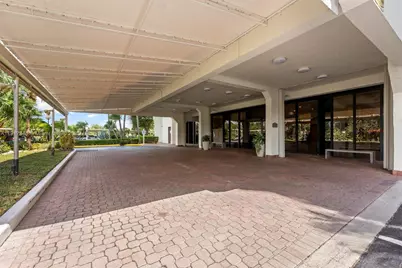 1900 Consulate Pl #2205, West Palm Beach, FL 33401 - Photo 29