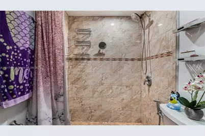 8390 NW 103rd St #102H, Hialeah Gardens, FL 33016 - Photo 21