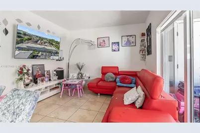 8390 NW 103rd St #102H, Hialeah Gardens, FL 33016 - Photo 5