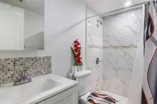 8390 NW 103rd St, Hialeah Gardens, FL 33016 - Photo 19