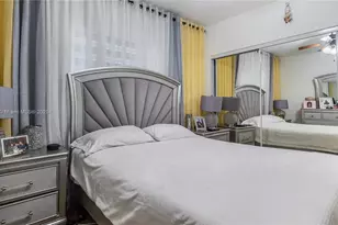 8390 NW 103rd St, Hialeah Gardens, FL 33016 - Photo 15