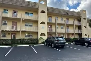 8225 Sunrise Lakes Blvd, Sunrise, FL 33322 - Photo 19