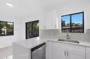 1520 NW 29th Ave, Miami, FL 33125 - Photo 13