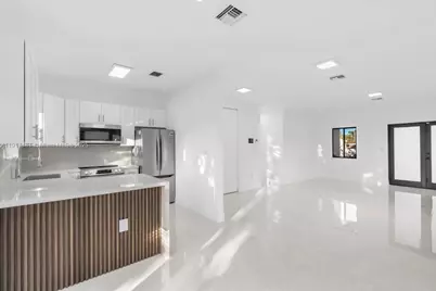 1520 NW 29th Ave, Miami, FL 33125 - Photo 11
