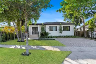 1520 NW 29th Ave, Miami, FL 33125 - Photo 1