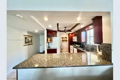 2309 S Cypress Bend Dr #311, Pompano Beach, FL 33069 - Photo 11