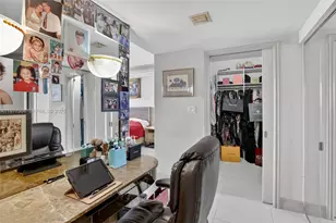 1000 W Island Blvd, Aventura, FL 33160 - Photo 29