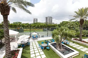 1000 W Island Blvd, Aventura, FL 33160 - Photo 71