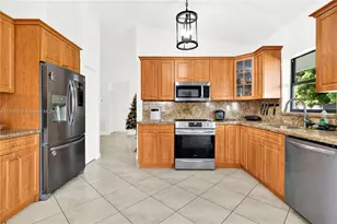 12221 SW 93rd St, Miami, FL 33186 - Photo 11