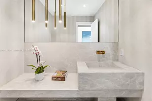 7150 W Lago Dr, Coral Gables, FL 33143 - Photo 9