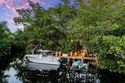 7150 W Lago Dr, Coral Gables, FL 33143 - Photo 59