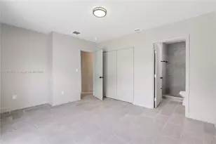 981 NW 4th Ave, Pompano Beach, FL 33060 - Photo 11