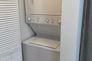 1750 N Bayshore Dr, Miami, FL 33132 - Photo 33