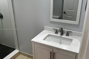 152 SE 37th Ter, Homestead, FL 33033 - Photo 11