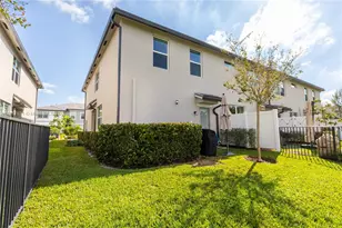 2917 Olivia Ave, Lauderdale Lakes, FL 33311 - Photo 27