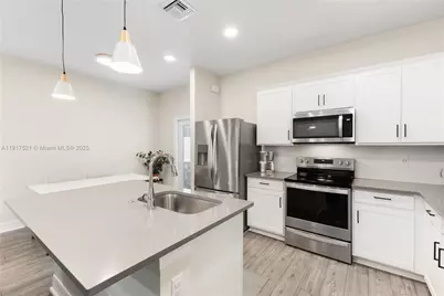 2917 Olivia Ave #2917, Lauderdale Lakes, FL 33311 - Photo 9