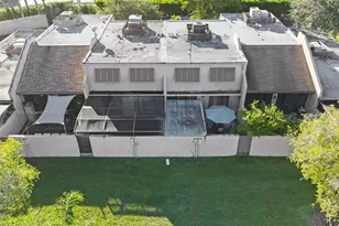 1017 NW 124th Ave, Pembroke Pines, FL 33026 - Photo 33