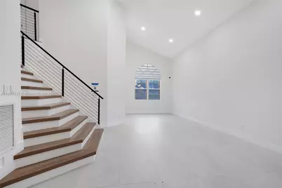 15658 SW 16th St, Pembroke Pines, FL 33027 - Photo 5
