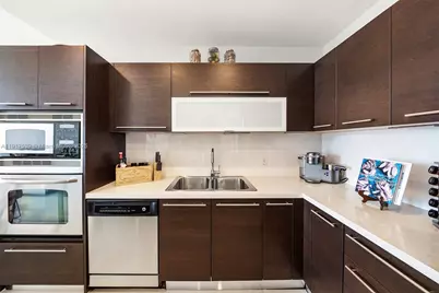 7930 East Dr #1206, North Bay Village, FL 33141 - Photo 7