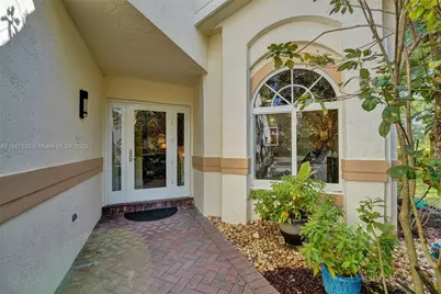 648 W Palm Aire Dr, Pompano Beach, FL 33069 - Photo 57