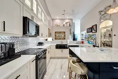 648 W Palm Aire Dr, Pompano Beach, FL 33069 - Photo 13