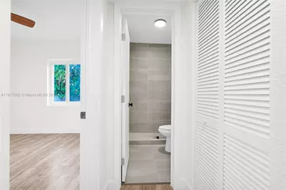 88 SW 29th Ave, Miami, FL 33135 - Photo 15