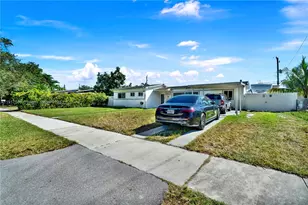 10100 Nicaragua Dr, Cutler Bay, FL 33189 - Photo 3