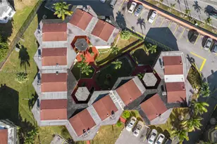 18630 NE 18th Ave, Miami, FL 33179 - Photo 35