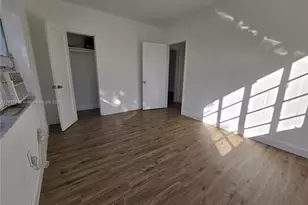 660 84th St, Miami Beach, FL 33141 - Photo 11