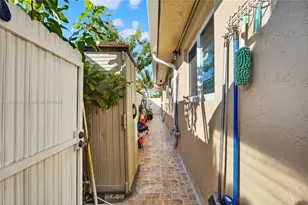 2508 W 71st Pl, Hialeah, FL 33016 - Photo 37