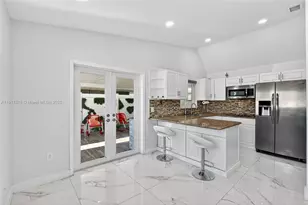 2508 W 71st Pl, Hialeah, FL 33016 - Photo 15